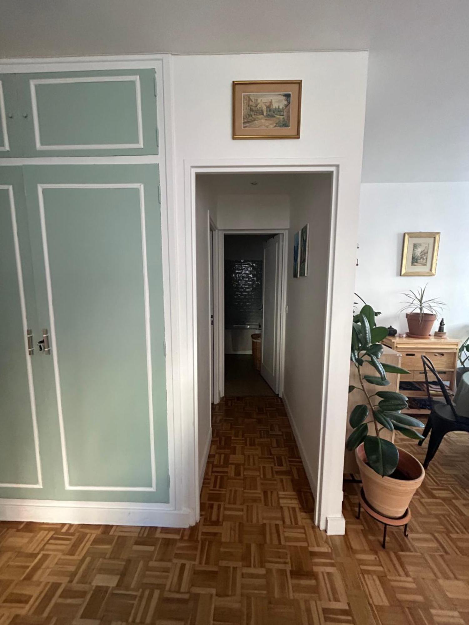 Appartement Grand 2 Pieces Dans Le 20eme A *